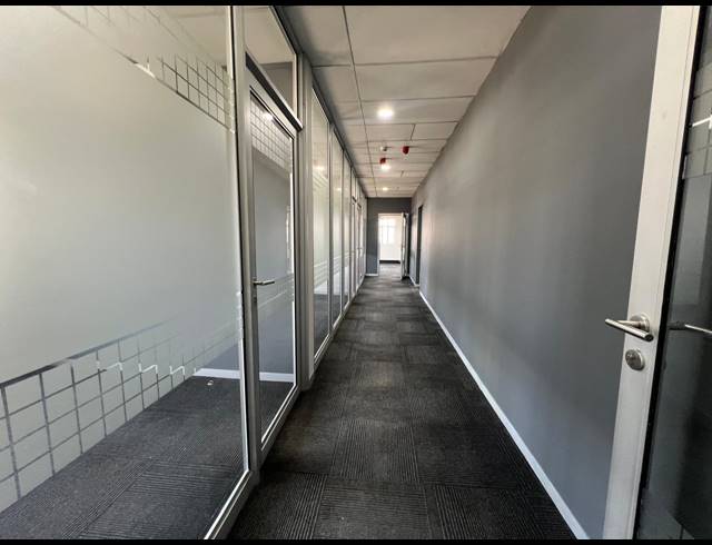 6,242M² WAREHOUSE TO LET IN RANDJESPARK